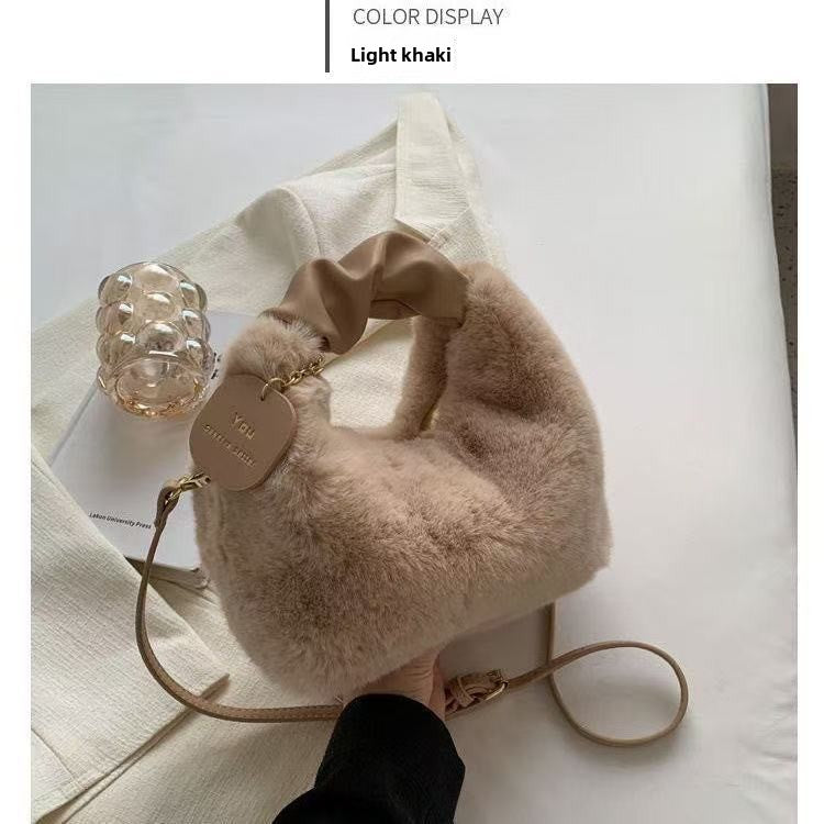 You - Bolso de peluche