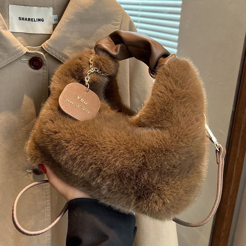 You - Bolso de peluche