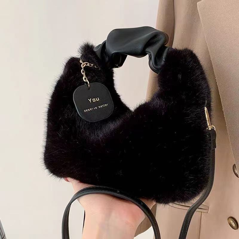 You - Bolso de peluche